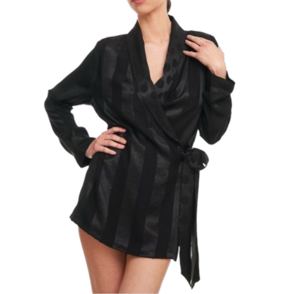 Victoria's Secret Black Satin Kimono Wrap Robe Women’s M Long Sleeve Striped